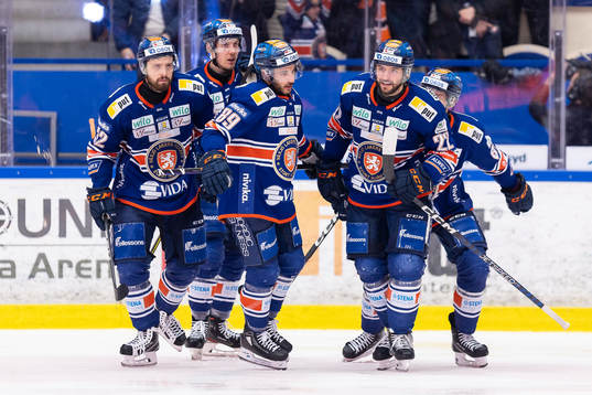 Växjös Jayden Halbgewachs jublar