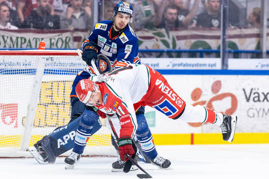 Växjös Hardy Häman Aktell och Frölundas Erik Borg
