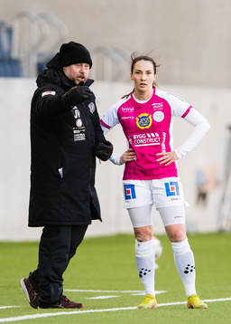 IK Uppsalas tränare Jonas Valfridsson och Helén Eke