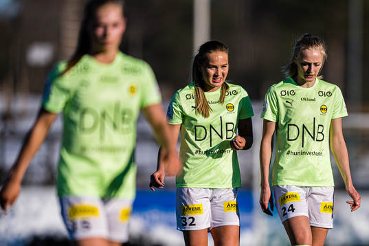 Oda Mathilde Johansen and Mia Authen of LSK Kvinner