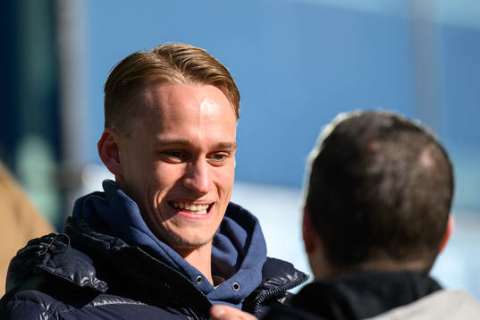 Oscar Vilhelmsson på läktaren