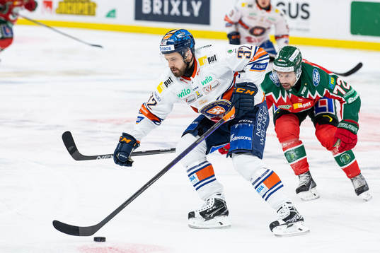 Växjös Lukas Bengtsson och Frölundas Patrik Carlsson