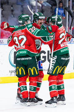 Frölundas Loui Eriksson jublar med lagkamrater