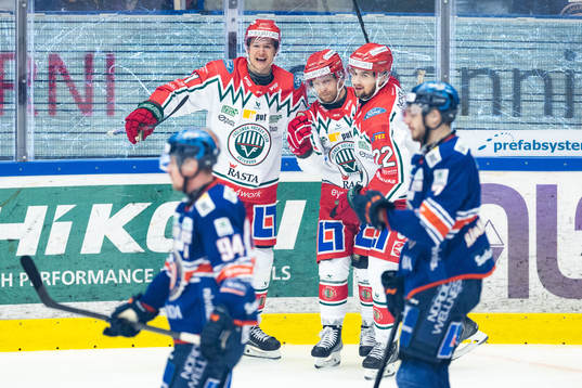 Frölundas Ryan Lasch jublar