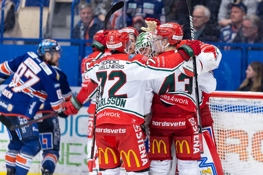 Frölundas Patrik Carlsson, Tom Nilsson och målvakt Lars