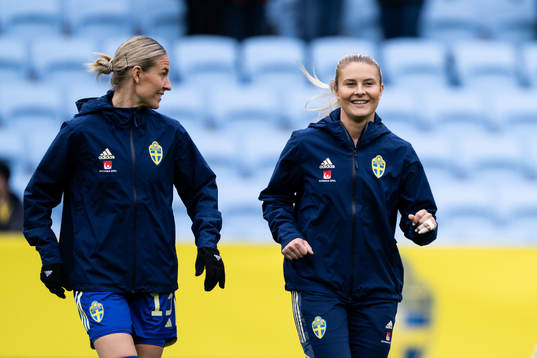 Emma Kullberg and Amanda Nildén of Sweden