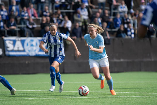 IFK Göteborgs Isabella Svanström  och Malmö FFs Amanda Kander