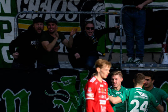 Jönköpings Södras Taylor Silverholt jublar