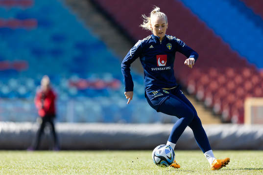 Stina Blackstenius of Sweden