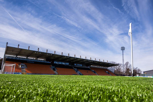 Konstgräs på Iver Arena