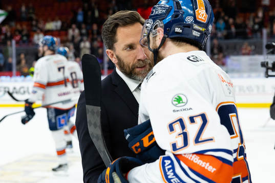 Frölundas Joel Lundqvist och Växjös Lukas Bengtsson