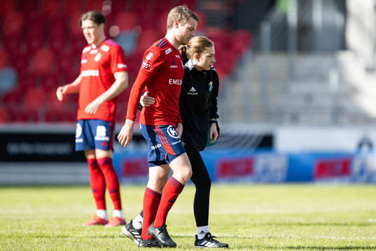 Östers Daniel Ljung har ont