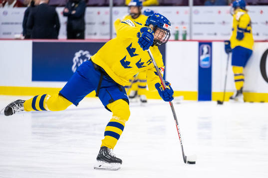 Olivia Carlsson of Sweden