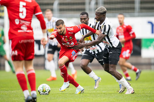 Landskronas Ousmane Diawara mot Skövde AIKs Elmar Abraham