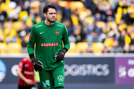 Brommapojkarnas målvakt Oscar Linnér