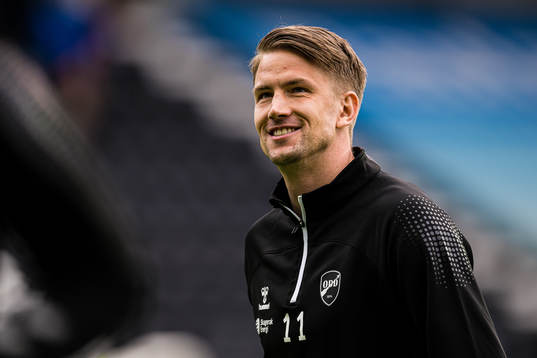 Ole Erik Midtskogen of Odd warms up ahead of the Eliteserien match between Odd and Brann on April 16, 2023 in Skien.