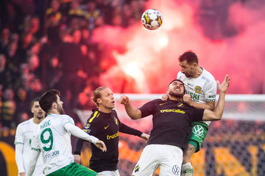 s Viktor Fischer och Omar Faraj