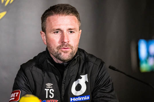 Degerfors tränare Tobias Solberg