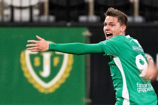 Jönköpings Södras Taylor Silverholt jublar