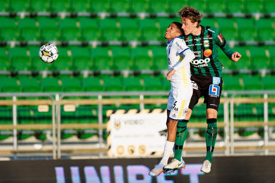 Sirius Tashreeq Matthews och Varbergs Joakim Lindner