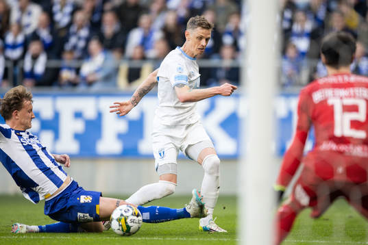 IFK Göteborgs Sebastian Hausner och Malmö FFs Søren Rieks