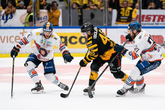 Växjös Keegan Lowe och Glenn Gustafsson mot Skellefteås