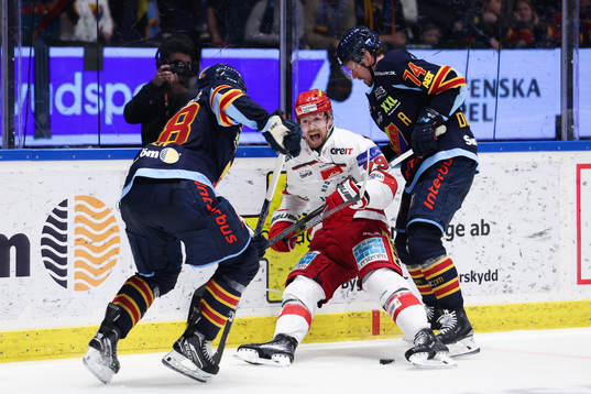 Modos Mikkel Aagaard mot Djurgårdens Nicklas Danielsson