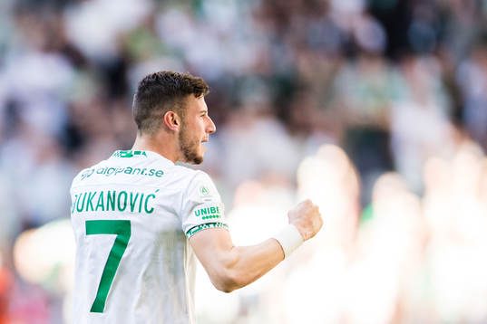 Hammarbys Viktor Djukanovic jublar efter att ha gjort 2-0 för Hammarby