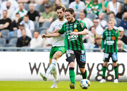 Hammarbys Adi Nalic och Varbergs Robin Tranberg