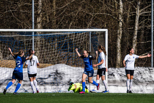 Celina Opland Smith of Grei celebrates after scoring the 1-0 goal