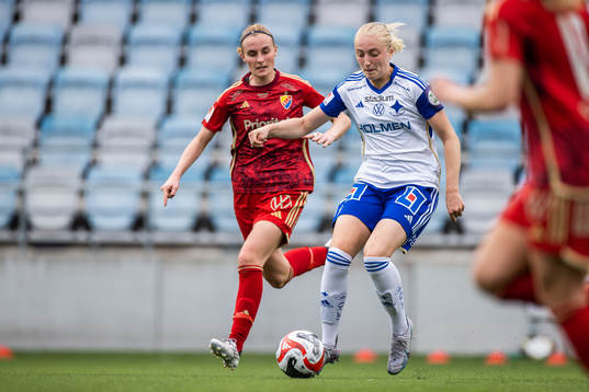 Djurgårdens Kamilla Lilhammer Karlsen och IFK Norrköpings