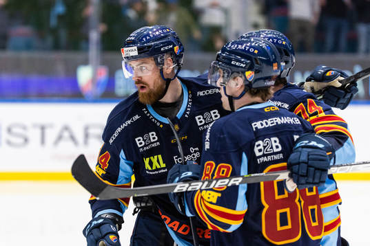 Djurgårdens spelare jublar