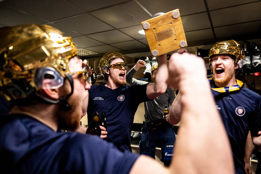 Växjös Ludvig Nilsson och Hugo Gustafsson jublar med