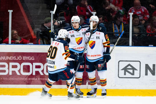 Djurgårdens Liam Öhgren jublar