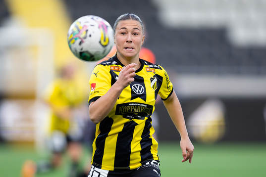 Häckens Alexandra Hellekant