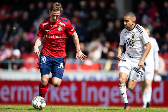 Östers Alex Thor Hauksson och Östersunds Erick Brendon