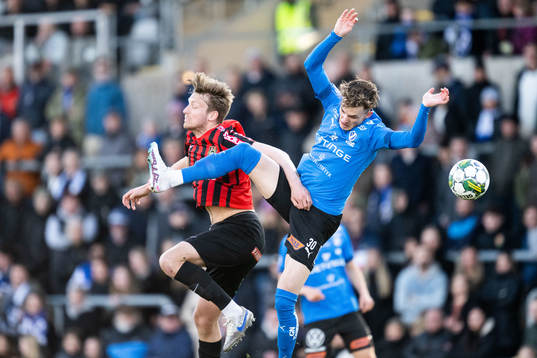 Brommapojkarnas Alexander Abrahamsson och Halmstads