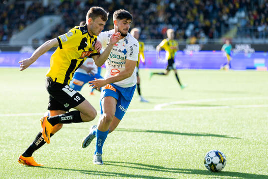 Häckens Oscar Uddenäs och Värnamos Emin Grozdanic