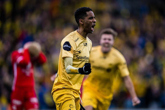 Amahl Pellegrino of Bodø/Glimt celebrates after scoring the 2-2 goal