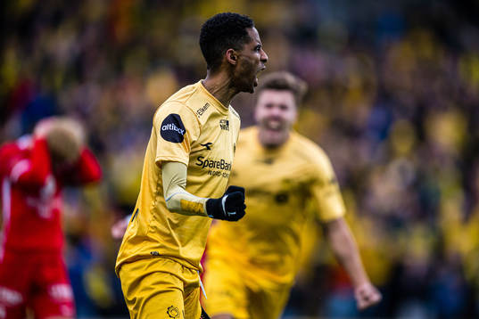 Amahl Pellegrino of Bodø/Glimt celebrates after scoring the 2-2 goal