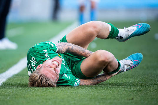 Hammarbys Fredrik Hammar har ont