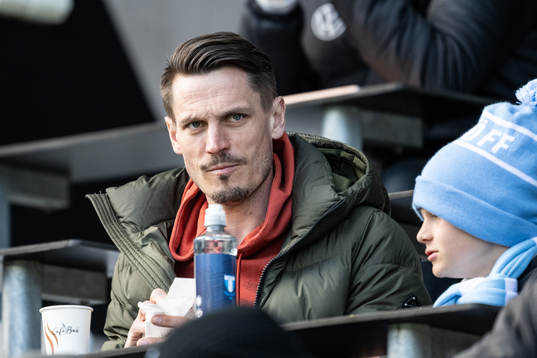 Markus Rosenberg på läktaren