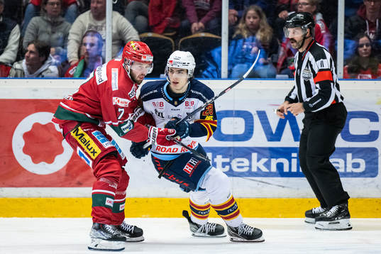 Modos Pontus Näsen och Djurgårdens Liam Öhgren