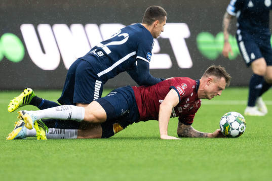 Utsiktens Predrag Randelovic och Örgrytes Marcus Haglind Sangre