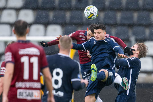 Örgrytes Erion Sadiku och Utsiktens Mark Gorgos
