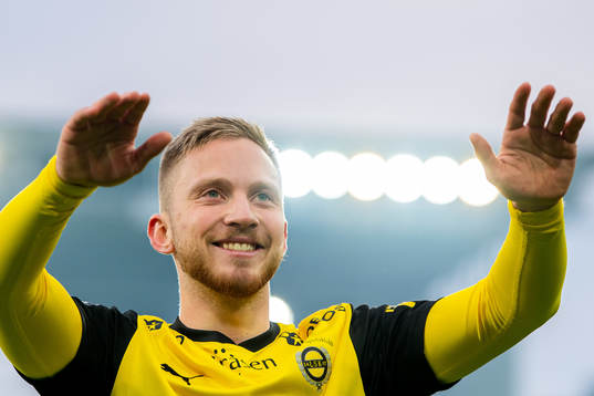 Eskil Edh of Lillestrøm celebrates