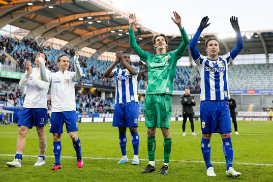 IFK Göteborgs Suleiman Abdullahi, målvakt Adam