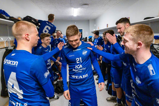 Hovshagas Marcus Nilsson jublar