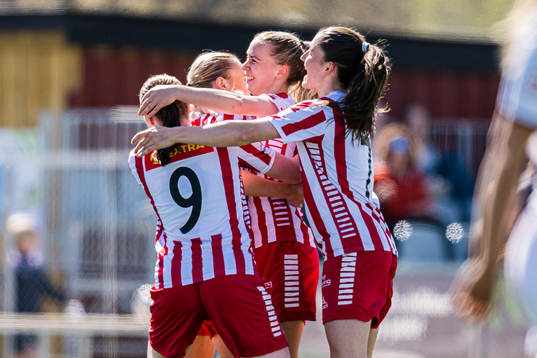 Sofie Mykkeltveit Tunes of TIL 2020 celebrates after scoring the 0-2 goal