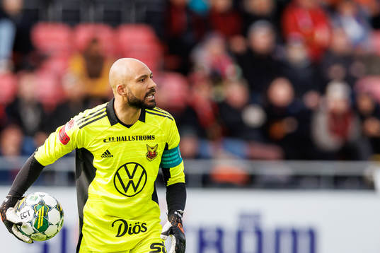 Östersunds målvakt Aly Keita 